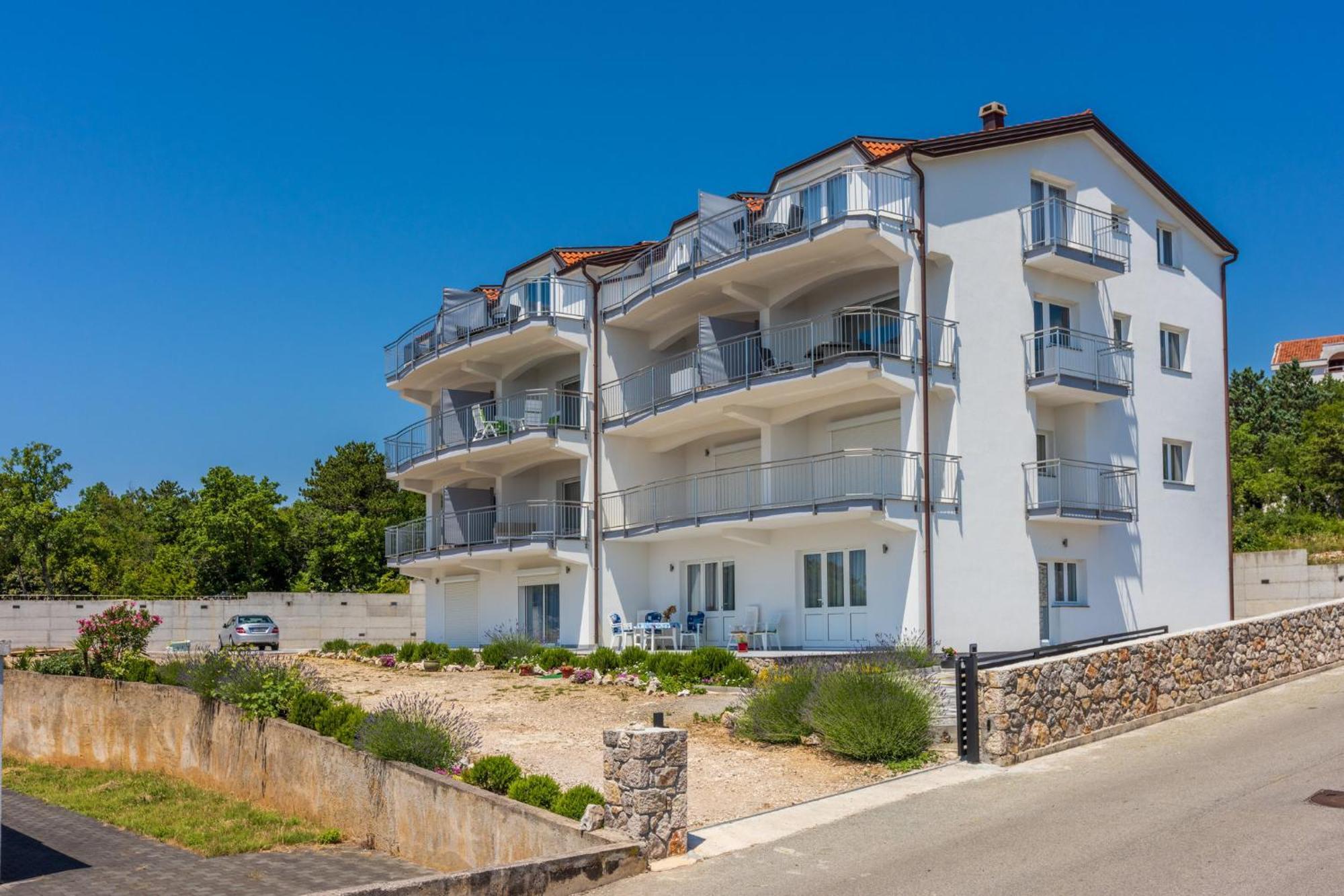 Apartments Sunshine E Crikvenica Ngoại thất bức ảnh